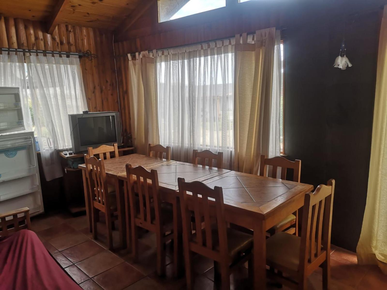 Casa Pichidangui, 8 Personas. Casa de férias